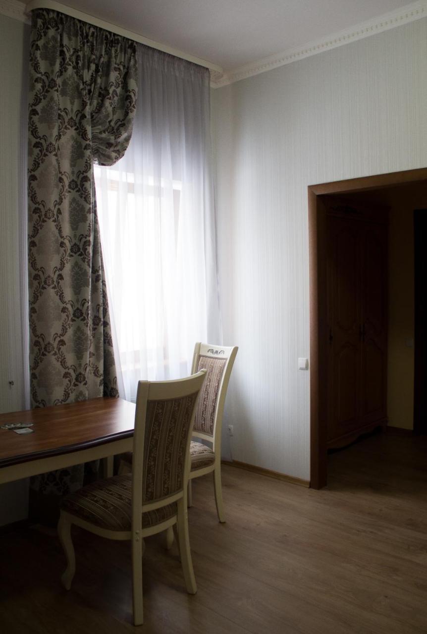 Арт-Готель "Династія" Bila Tserkva Buitenkant foto