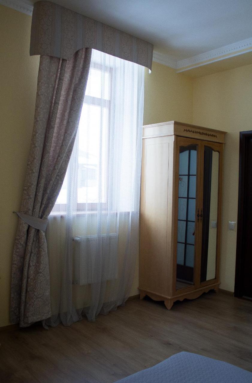 Арт-Готель "Династія" Bila Tserkva Buitenkant foto